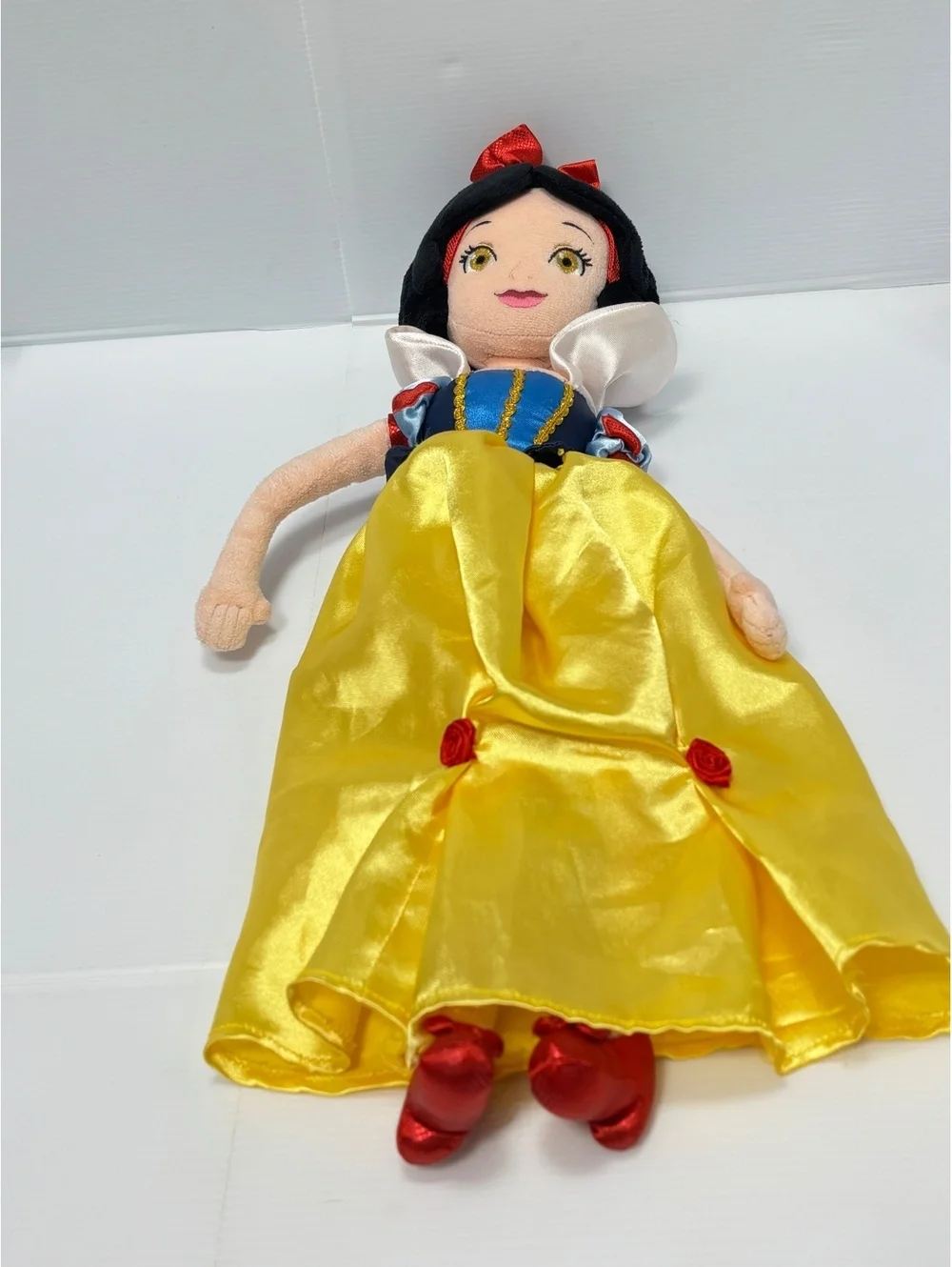 Disney Snow White Plush Doll with Yellow Satin Dress and Red Shoes GUC